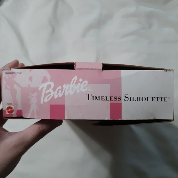VINTAGE Mattel Barbie Timeless Silhouette F737931 doll (IN BOX) - Picture 9 of 11